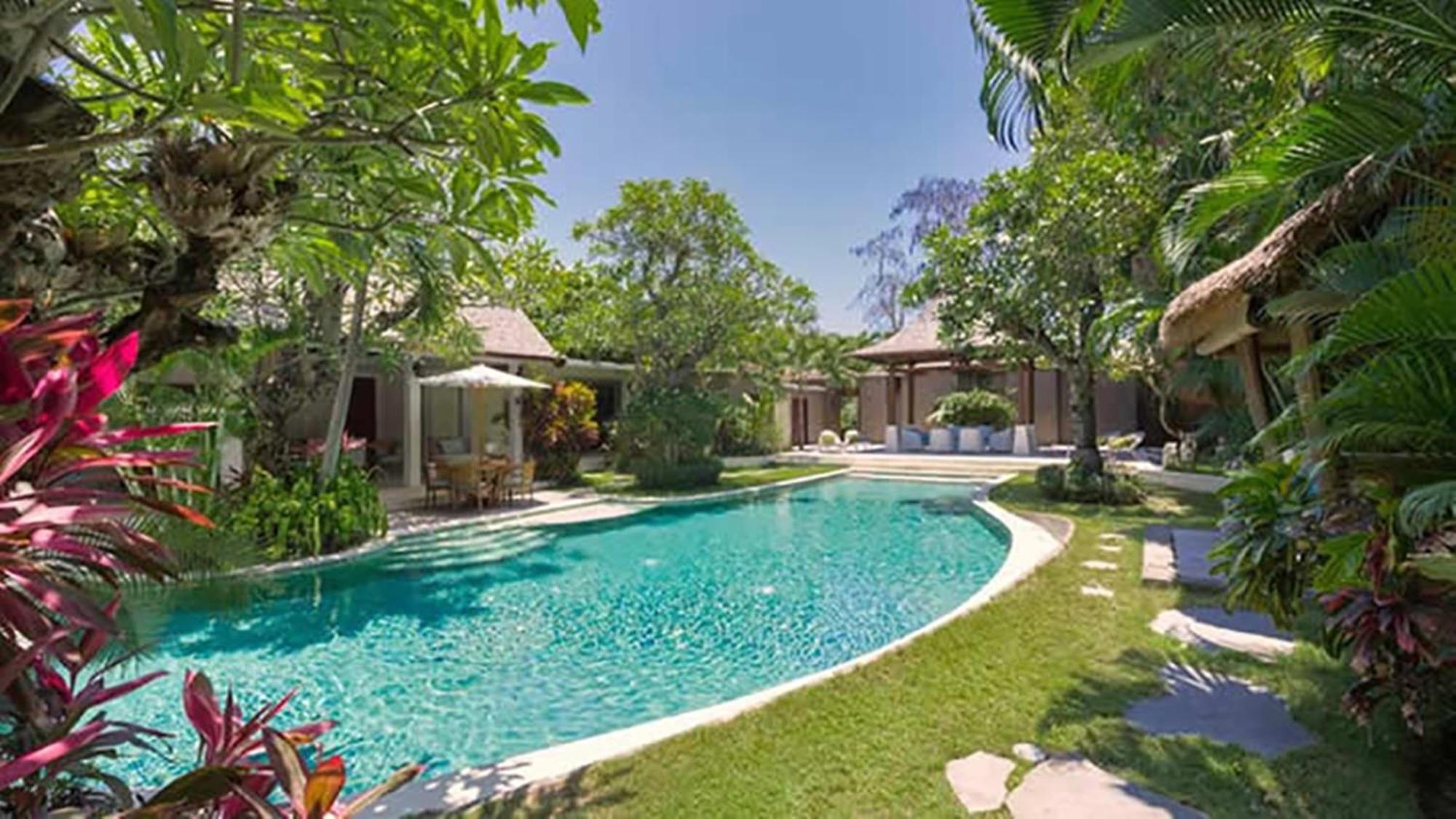 Вилла Lataliana Seminyak Экстерьер фото