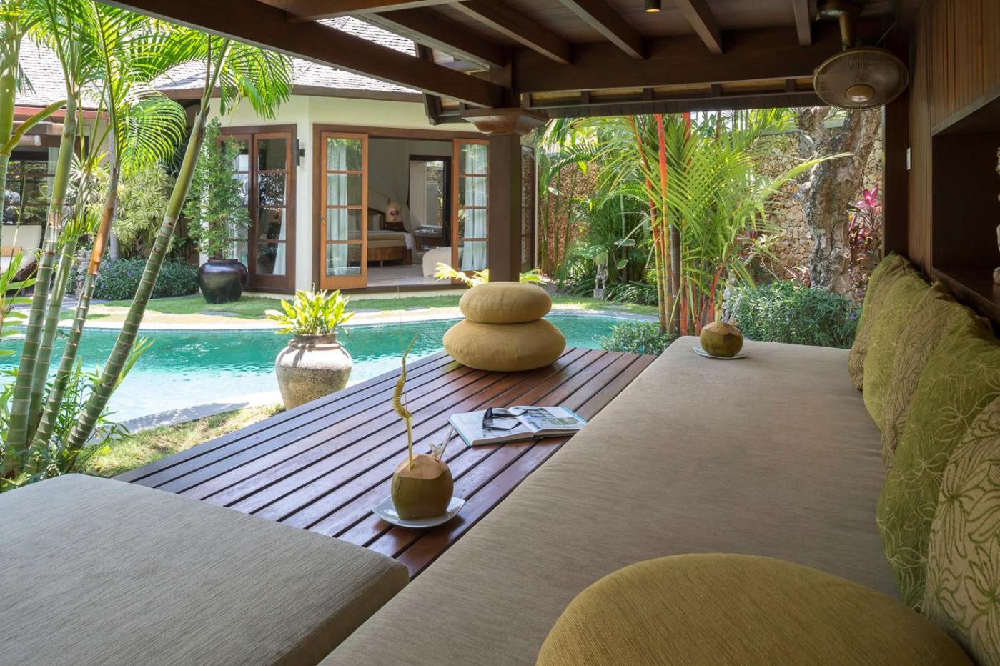 Вилла Lataliana Seminyak Экстерьер фото