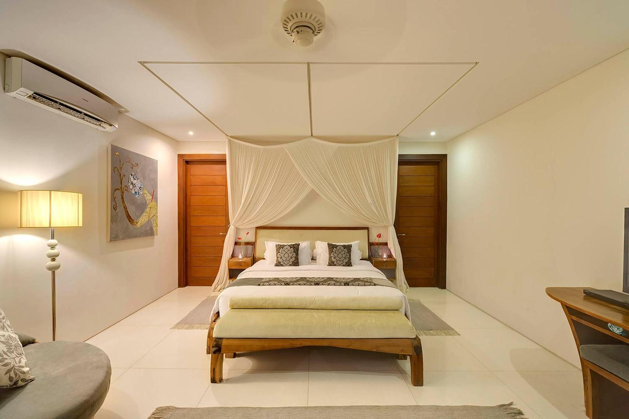 Вилла Lataliana Seminyak Экстерьер фото