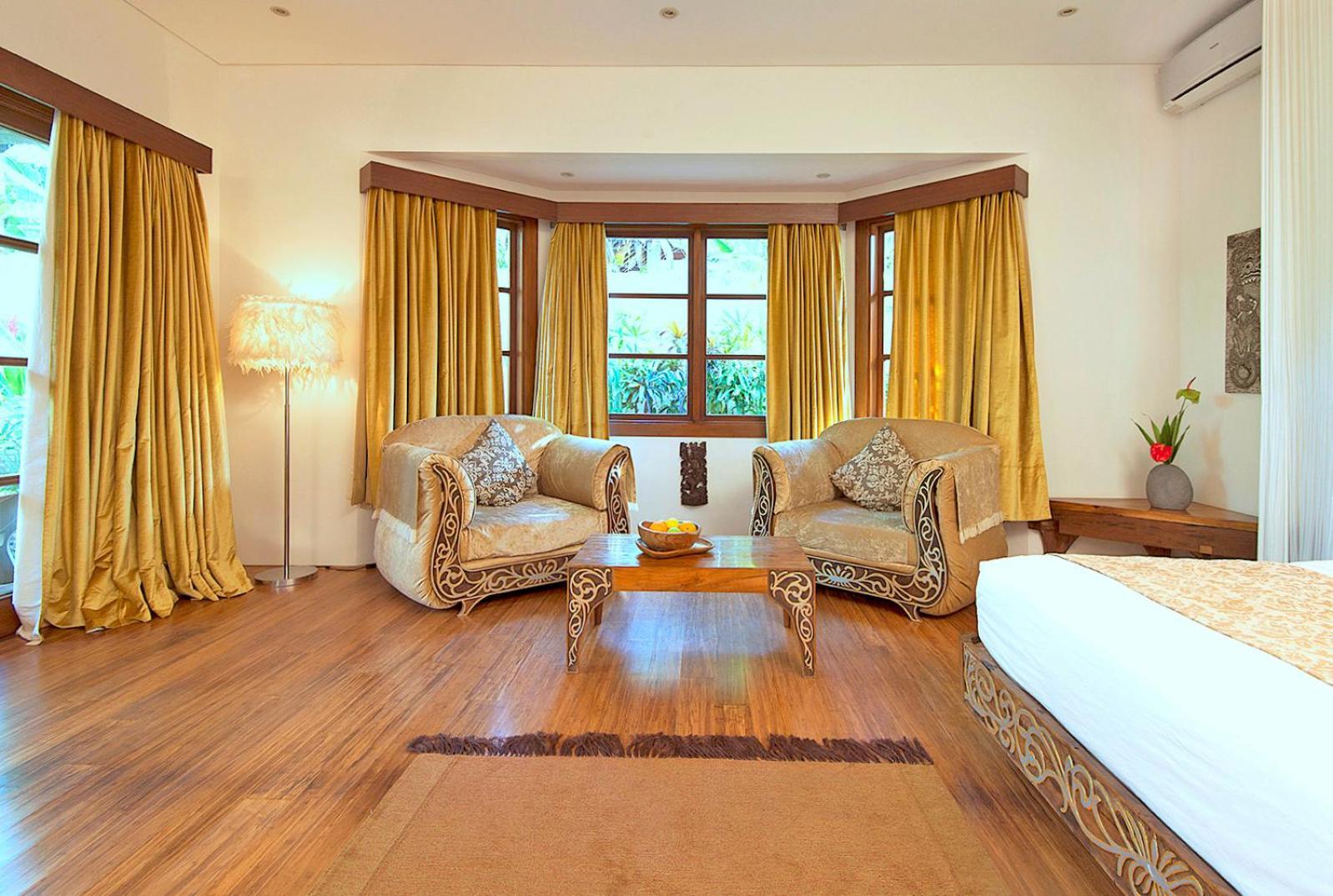 Вилла Lataliana Seminyak Экстерьер фото