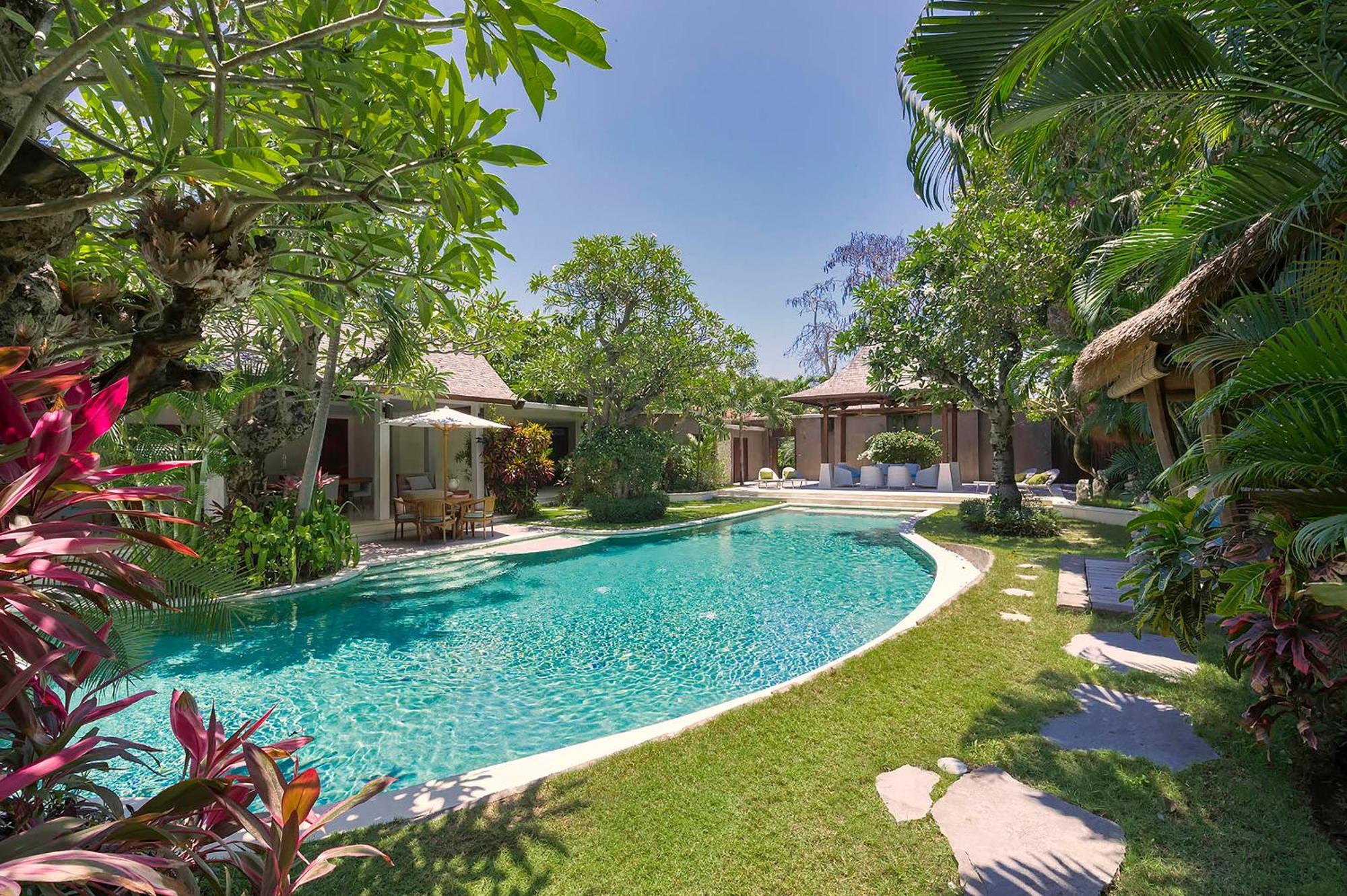 Вилла Lataliana Seminyak Экстерьер фото
